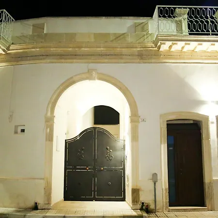 Le Due Dimore بيت ضيافة Collepasso